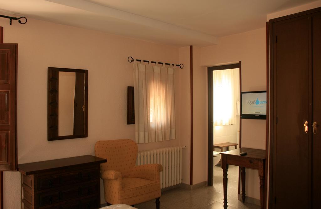 Hotel Olimpia Albarracín Exterior photo